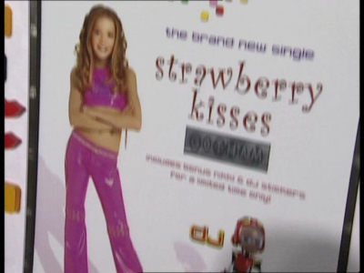 Keywords: strawberry_kisses