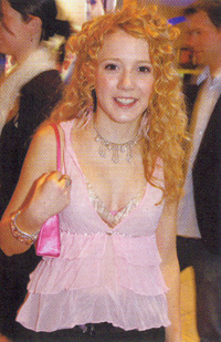 Keywords: pink scans2004 wwry04